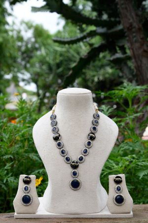 Modern Blue Black Necklace Set